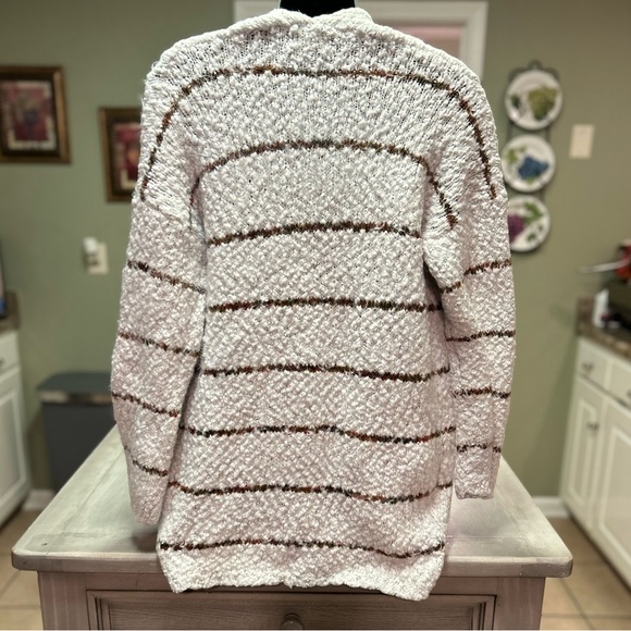 Altar'd State White Striped Eyelash Cardigan Sweater Open Front Pockets Size M/L - Picture 4 of 10